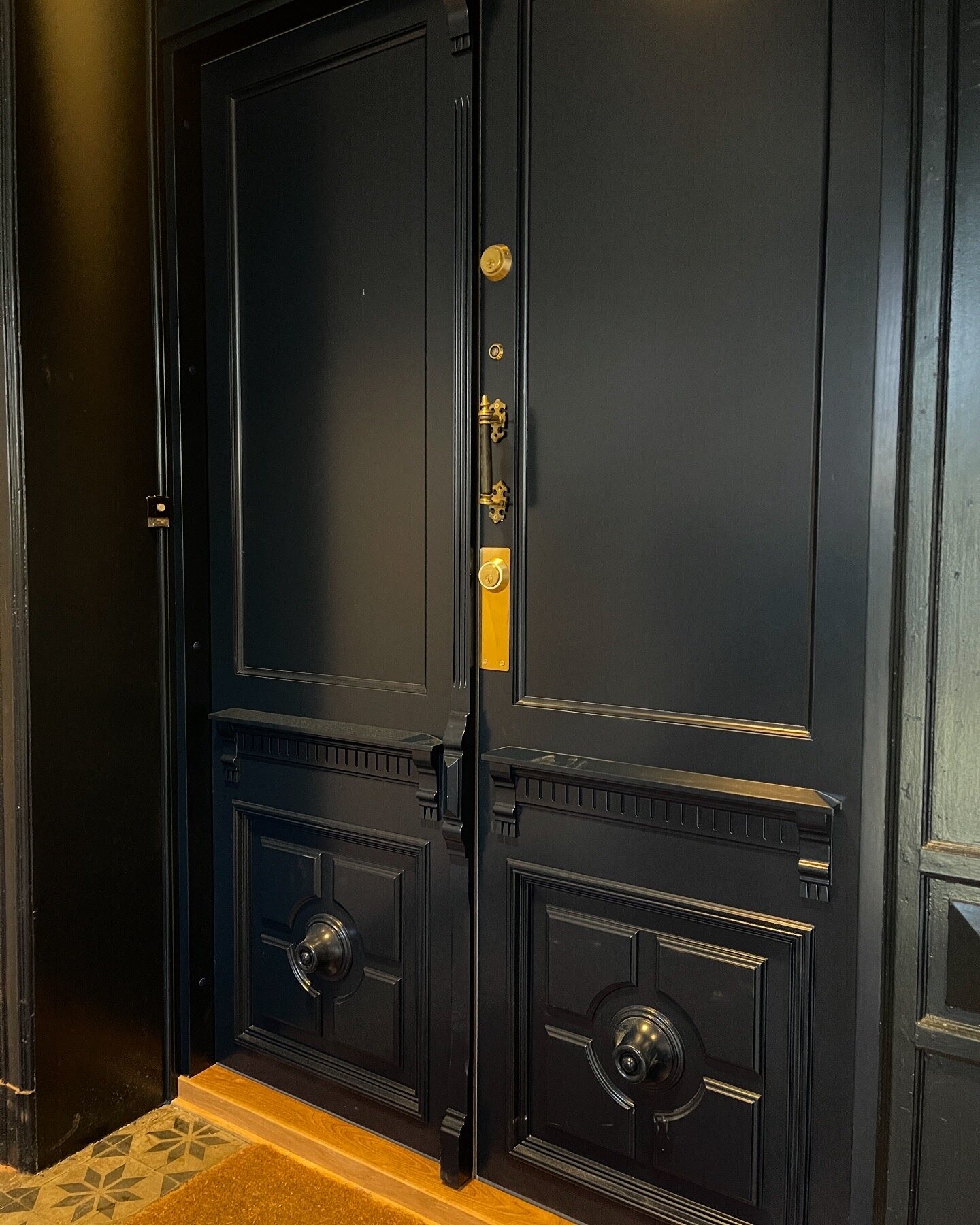 Ny dør levert og installert i Oslo